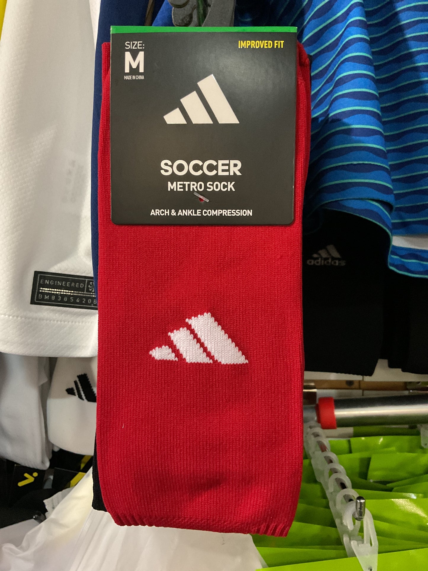 metrosock red M