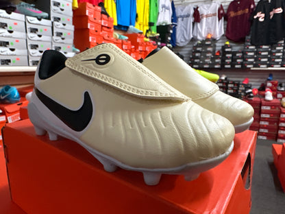 Kids Nike Jr. Tiempo Legend 10 Club MG / FG Youth Cleats – Lemonade/Metallic Gold