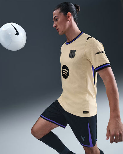 FC Barcelona 2025/26 Match Away
Men's Kobe Dri-FIT ADV Soccer Authentic Jersey
