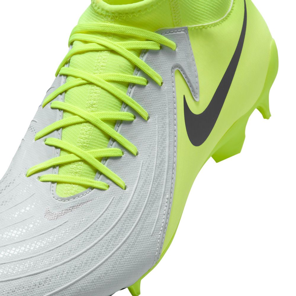 Nike Phantom Luna 2 Academy
Multi-Ground High-Top Soccer Cleats
