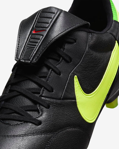 laces Nike Premier 3FG Low-Top Soccer Cleats