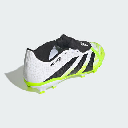 Angled view of JP9916 youth cleats highlighting colorway and silhouette